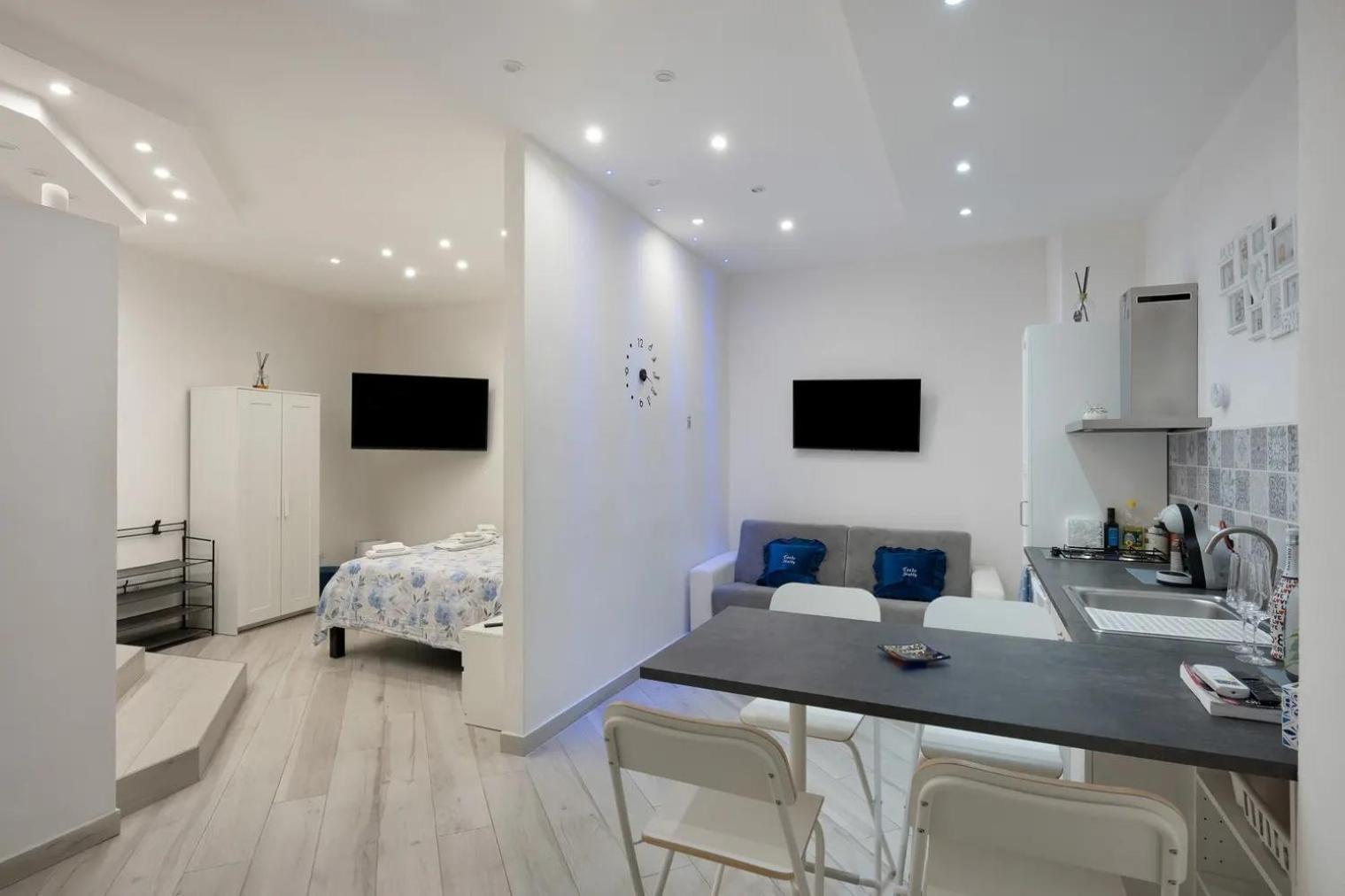 Casa Giulia Piazza Plebiscito Apartamento Nápoles Exterior foto